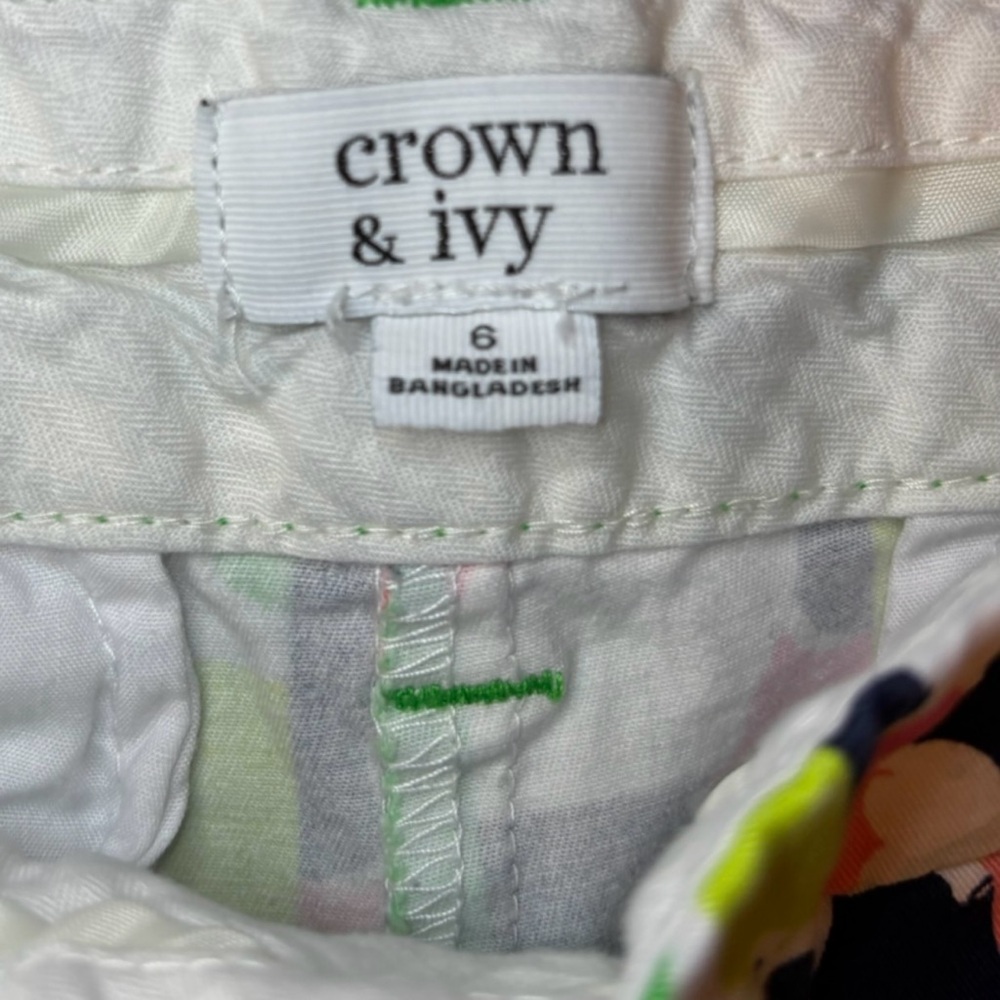 Crown & Ivy Multicolor Patterned Women Shorts Size 6 - Picture 5 of 7